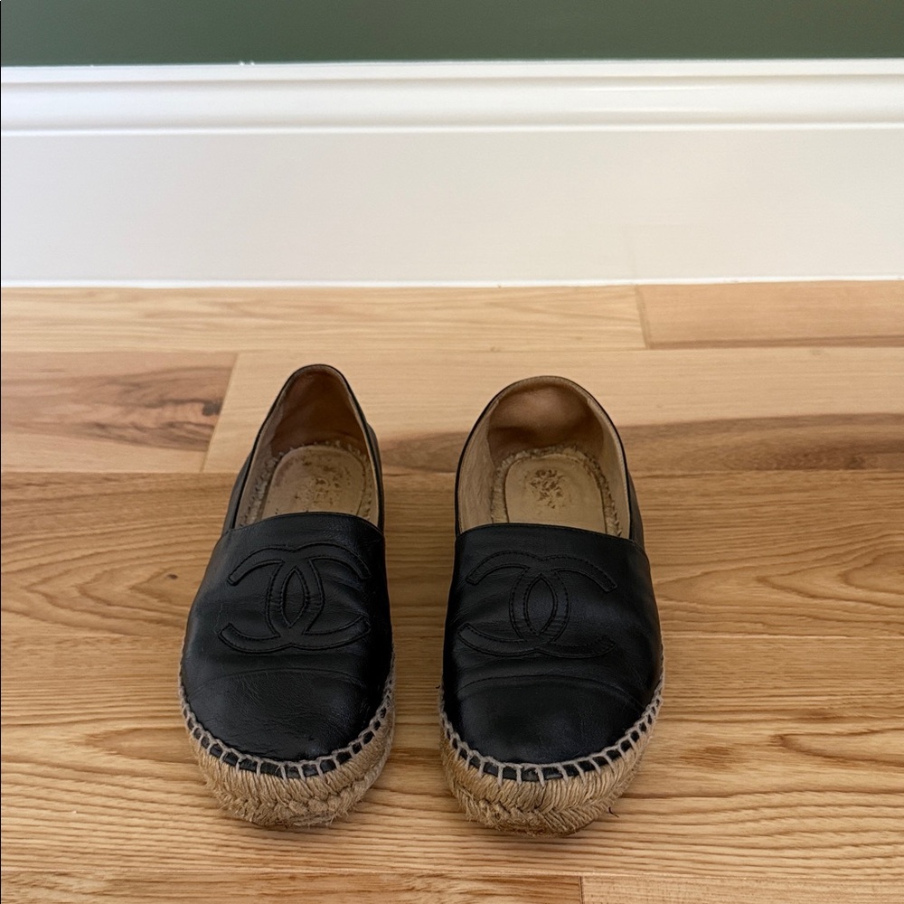 CHANEL Black Leather Espadrilles - Size 35